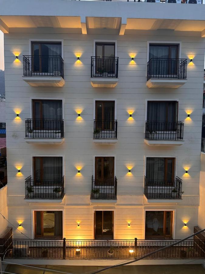 Highlands Hotel Rishīkesh Exterior foto